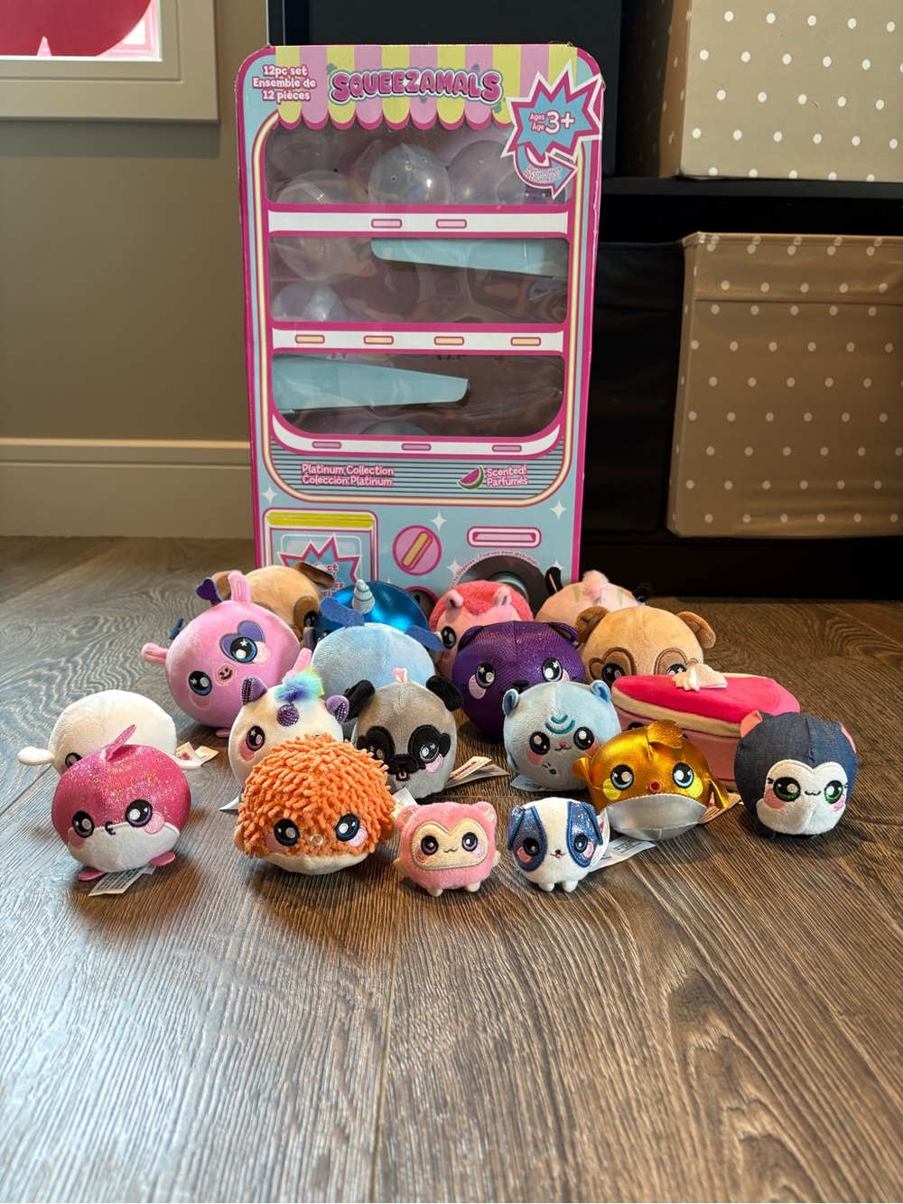 Squeezamals Lot